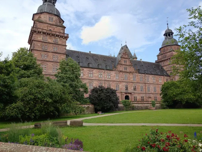 Schloss Johannisburg, Germany